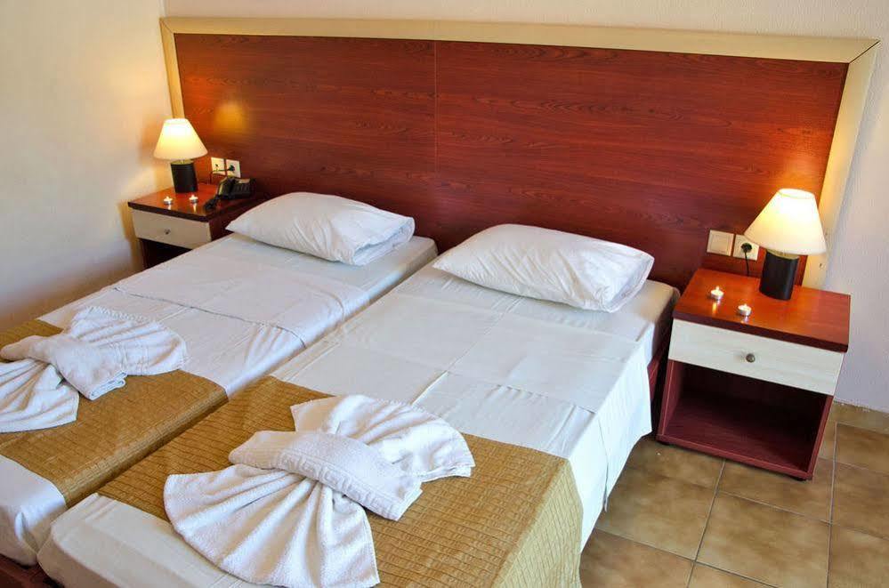 Mavrikos Hotel Planos  Luaran gambar